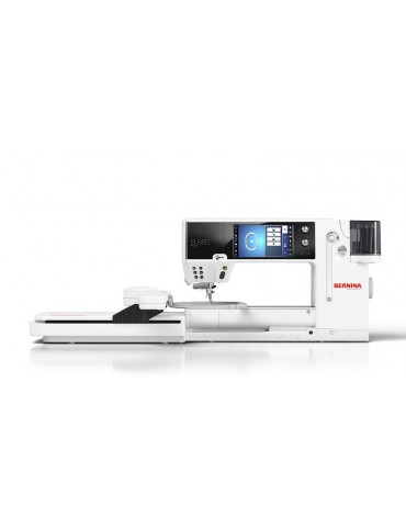 BERNINA 880 PLUS-CH AVEC...